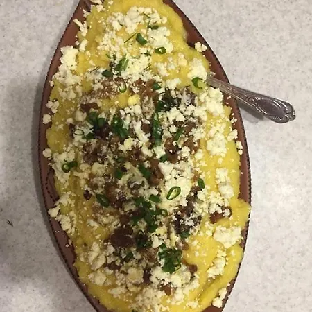 בית הארחה Karpatskyi Teremok *